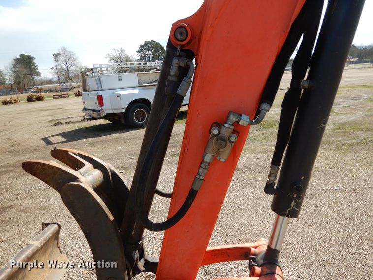 image for item DM2850 2013 Kubota U35-4  mini excavator