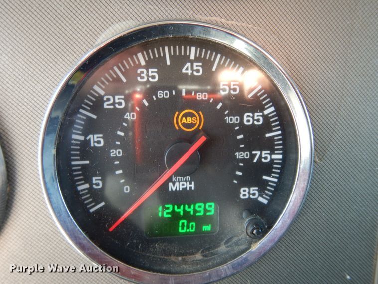 image for item DM2883 2012 Kenworth T370  tank truck