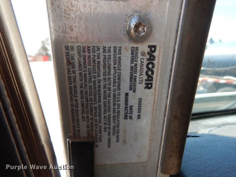 image for item DM2883 2012 Kenworth T370  tank truck