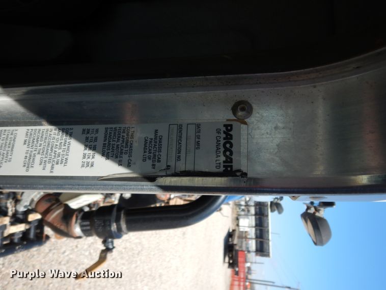 image for item DM2883 2012 Kenworth T370  tank truck