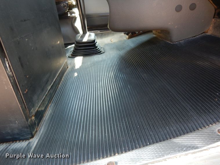 image for item DM2883 2012 Kenworth T370  tank truck