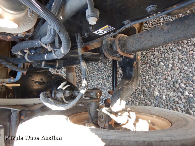 image for item DM2883 2012 Kenworth T370  tank truck