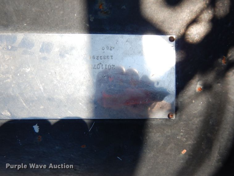 image for item DM2883 2012 Kenworth T370  tank truck