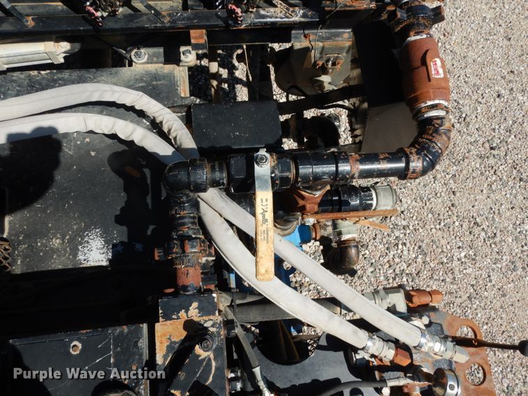 image for item DM2883 2012 Kenworth T370  tank truck