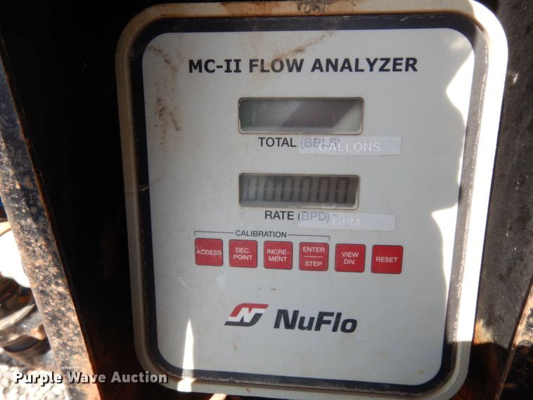 image for item DM2883 2012 Kenworth T370  tank truck