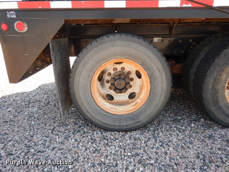 image for item DM2883 2012 Kenworth T370  tank truck