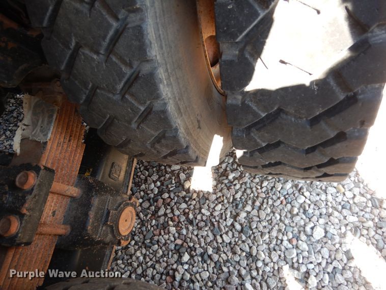 image for item DM2883 2012 Kenworth T370  tank truck