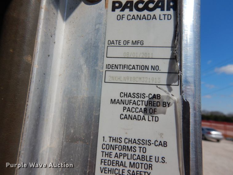 image for item DM2883 2012 Kenworth T370  tank truck