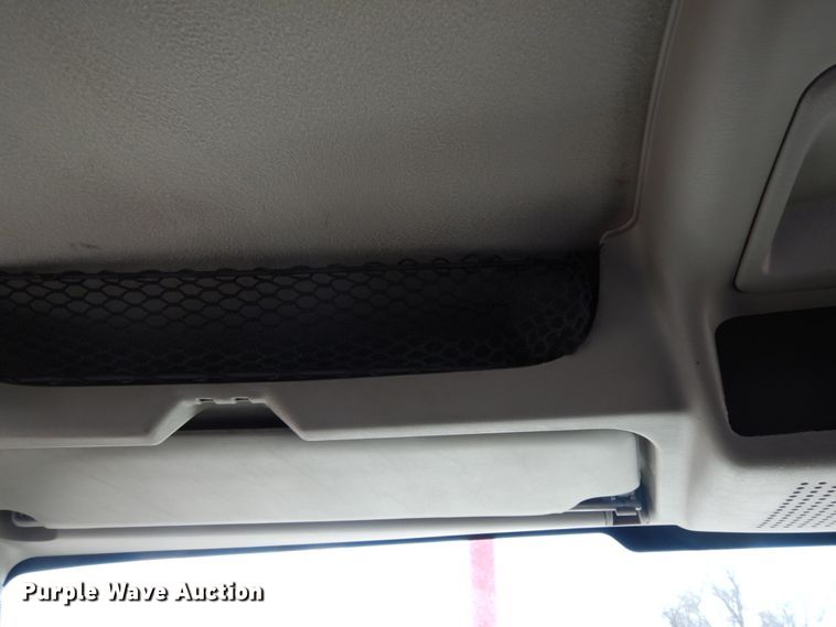 image for item DM2884 2011 International WorkStar 7600  tank truck