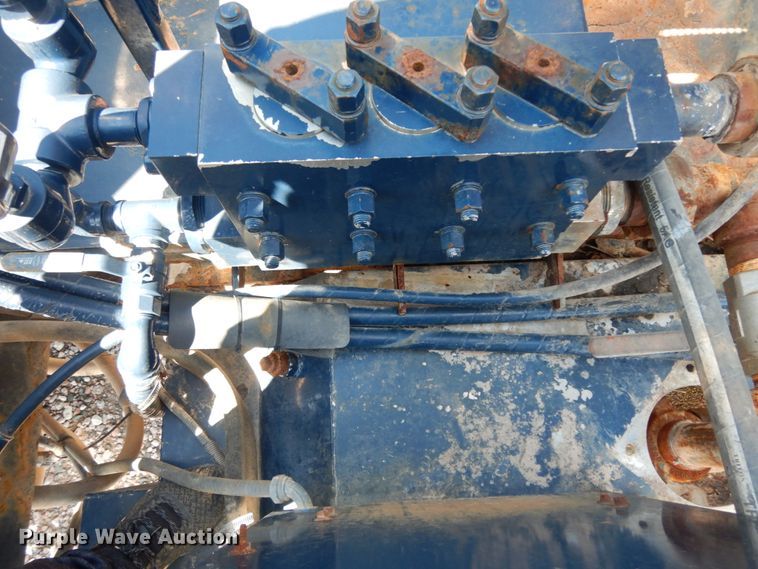 image for item DM2884 2011 International WorkStar 7600  tank truck