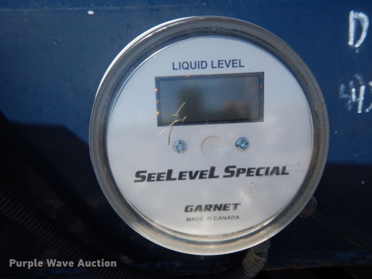 image for item DM2884 2011 International WorkStar 7600  tank truck