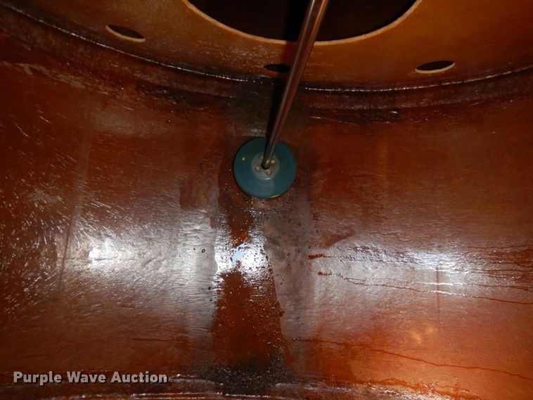 image for item DM2884 2011 International WorkStar 7600  tank truck