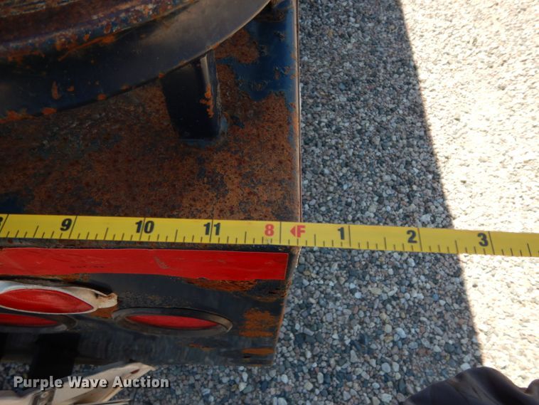 image for item DM2884 2011 International WorkStar 7600  tank truck