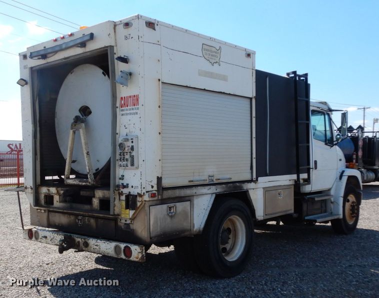 image for item DM2886 2004 Freightliner FL70  sewer jetter truck