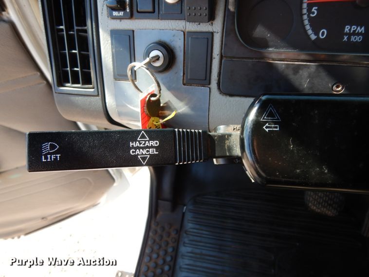 image for item DM2886 2004 Freightliner FL70  sewer jetter truck