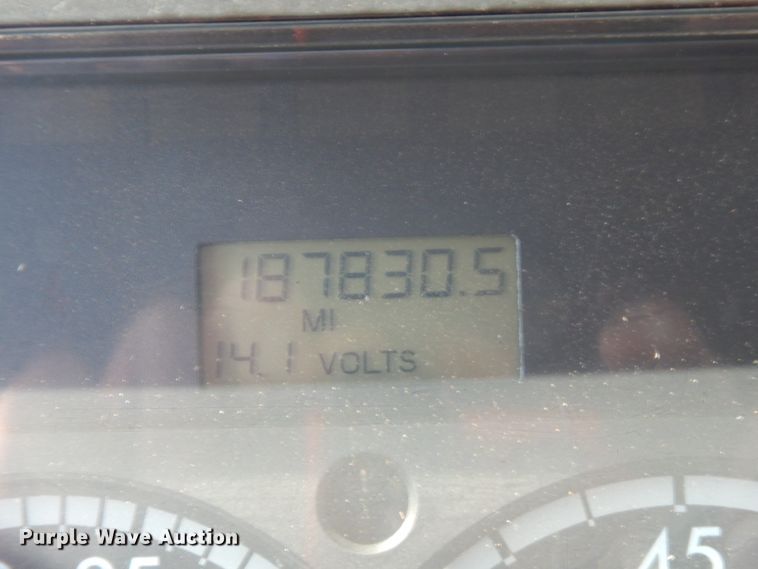 image for item DM2886 2004 Freightliner FL70  sewer jetter truck