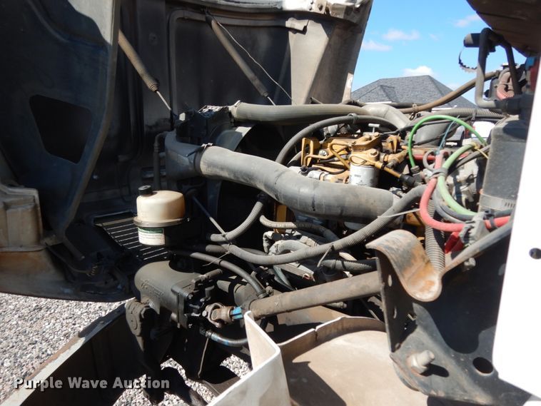 image for item DM2886 2004 Freightliner FL70  sewer jetter truck