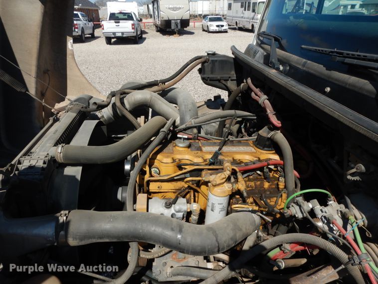 image for item DM2886 2004 Freightliner FL70  sewer jetter truck