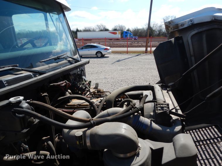 image for item DM2886 2004 Freightliner FL70  sewer jetter truck