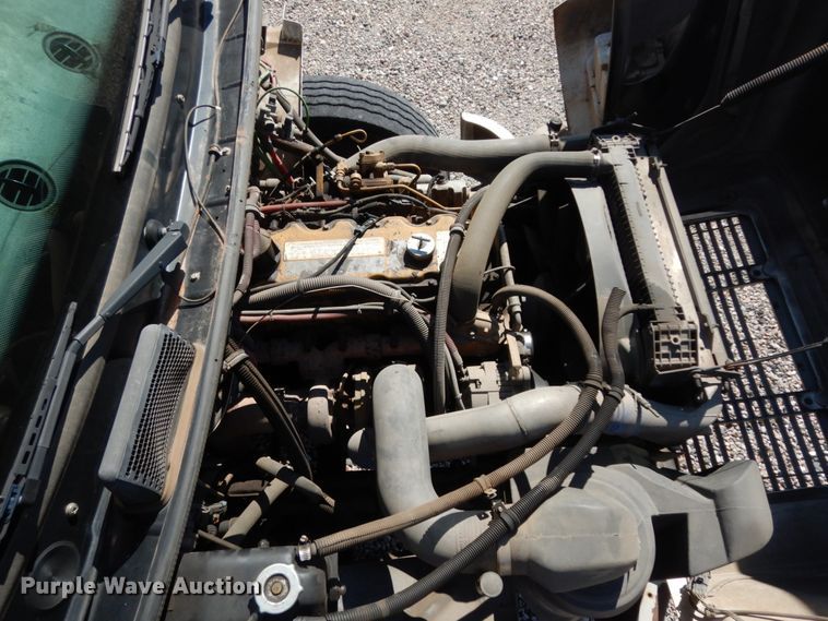 image for item DM2886 2004 Freightliner FL70  sewer jetter truck