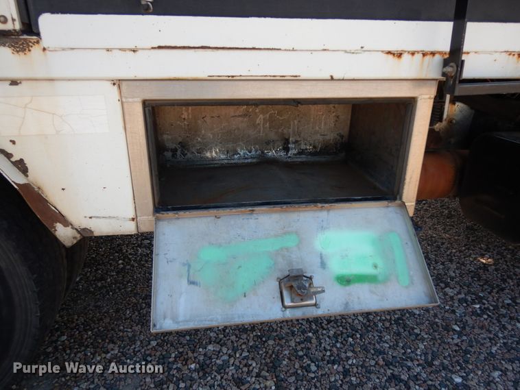 image for item DM2886 2004 Freightliner FL70  sewer jetter truck