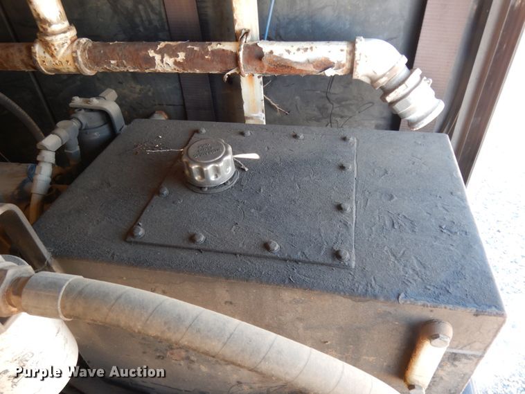 image for item DM2886 2004 Freightliner FL70  sewer jetter truck