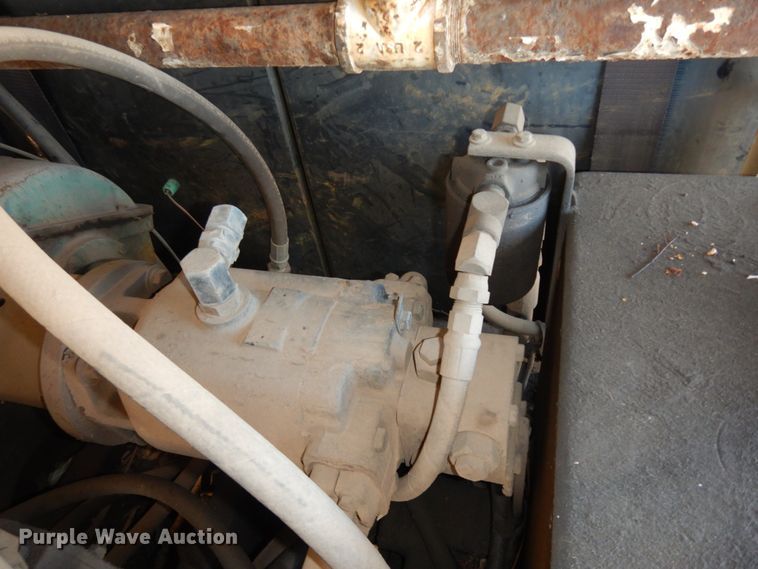 image for item DM2886 2004 Freightliner FL70  sewer jetter truck