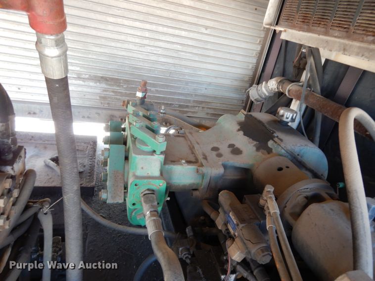 image for item DM2886 2004 Freightliner FL70  sewer jetter truck