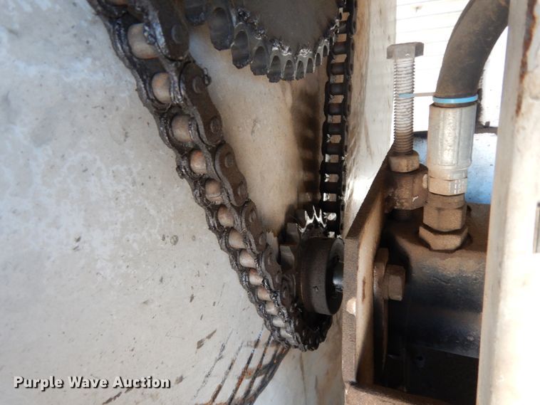 image for item DM2886 2004 Freightliner FL70  sewer jetter truck