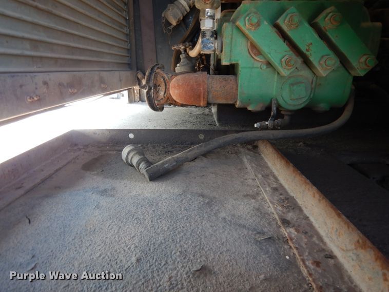 image for item DM2886 2004 Freightliner FL70  sewer jetter truck