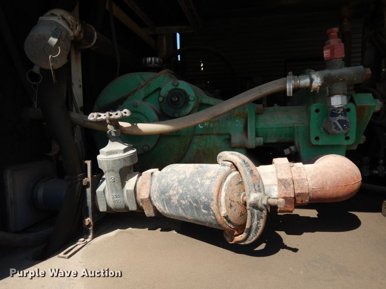 image for item DM2886 2004 Freightliner FL70  sewer jetter truck