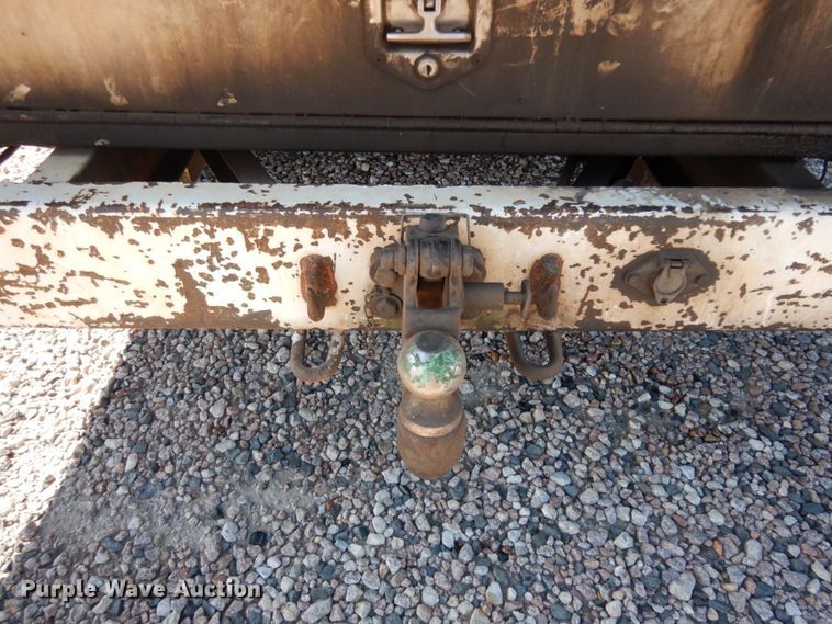 image for item DM2886 2004 Freightliner FL70  sewer jetter truck