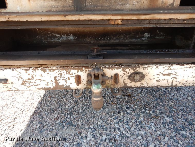 image for item DM2886 2004 Freightliner FL70  sewer jetter truck