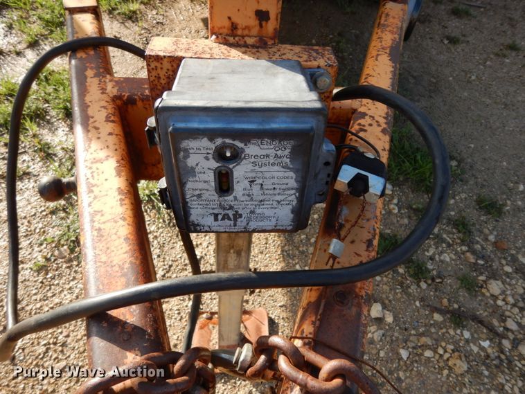 image for item DM2889 2004 Shop built utility trailer