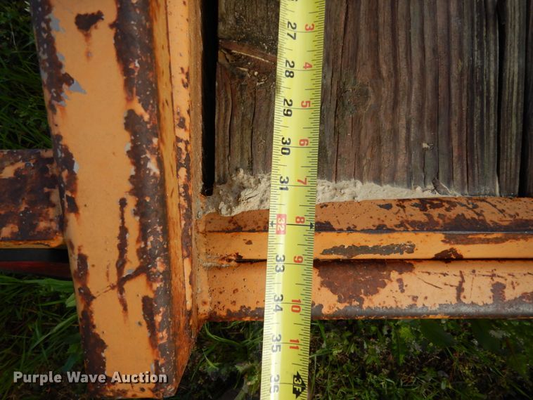 image for item DM2889 2004 Shop built utility trailer