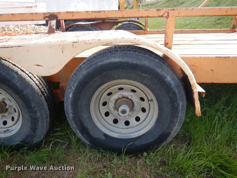 image for item DM2889 2004 Shop built utility trailer