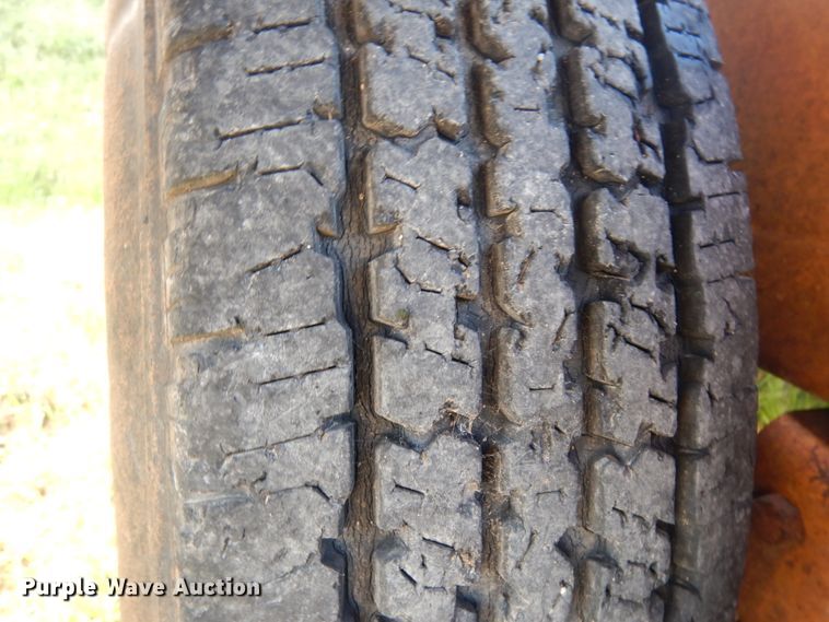 image for item DM2889 2004 Shop built utility trailer