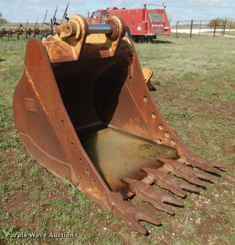 image for item DM2894 Caterpillar 50"W excavator bucket