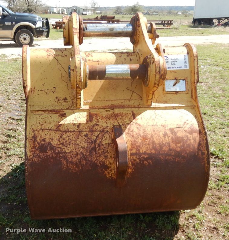image for item DM2894 Caterpillar 50"W excavator bucket