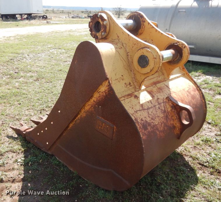 image for item DM2894 Caterpillar 50"W excavator bucket