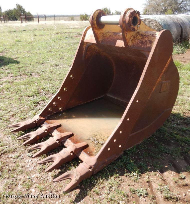 image for item DM2894 Caterpillar 50"W excavator bucket