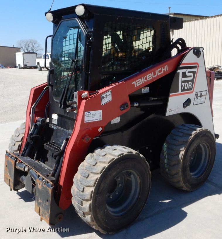 image for item DM4261 2014 Takeuchi TS70R  skid steer loader