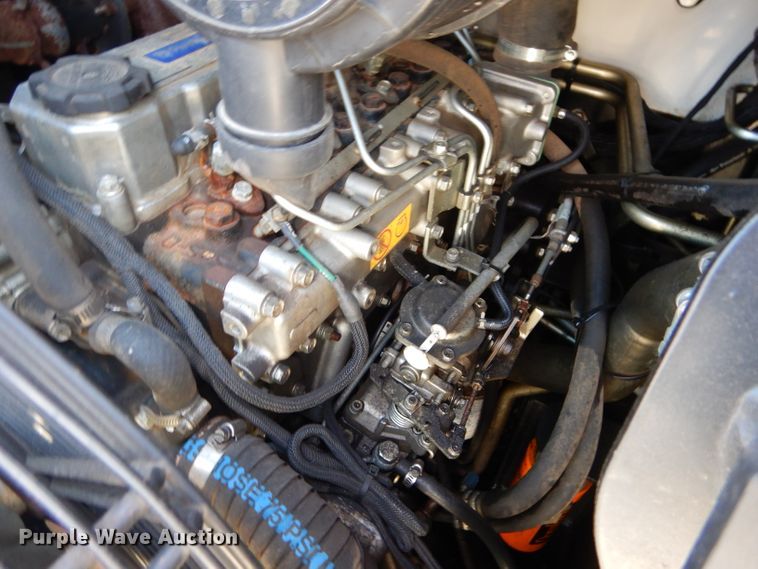 image for item DM4261 2014 Takeuchi TS70R  skid steer loader