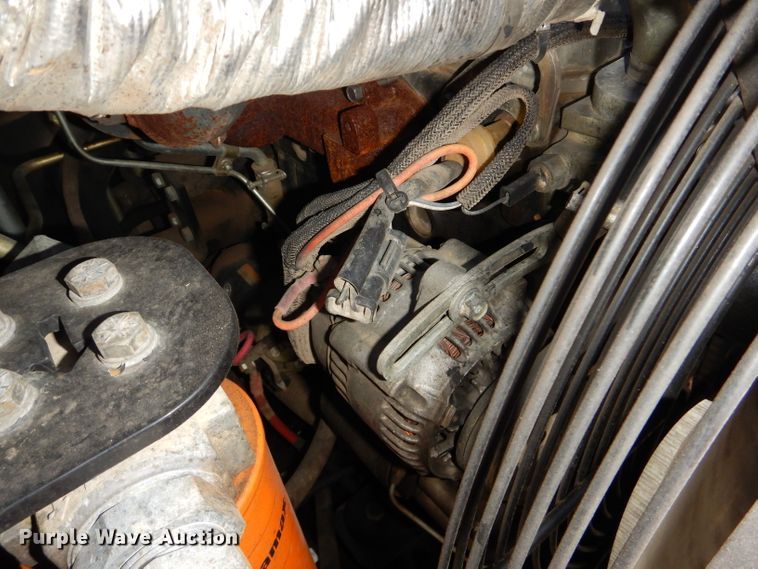 image for item DM4261 2014 Takeuchi TS70R  skid steer loader