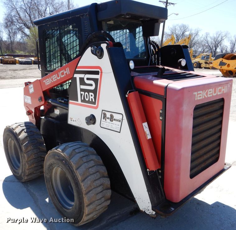 image for item DM4261 2014 Takeuchi TS70R  skid steer loader