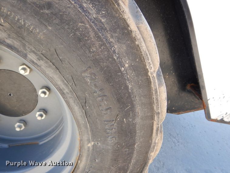 image for item DM4261 2014 Takeuchi TS70R  skid steer loader