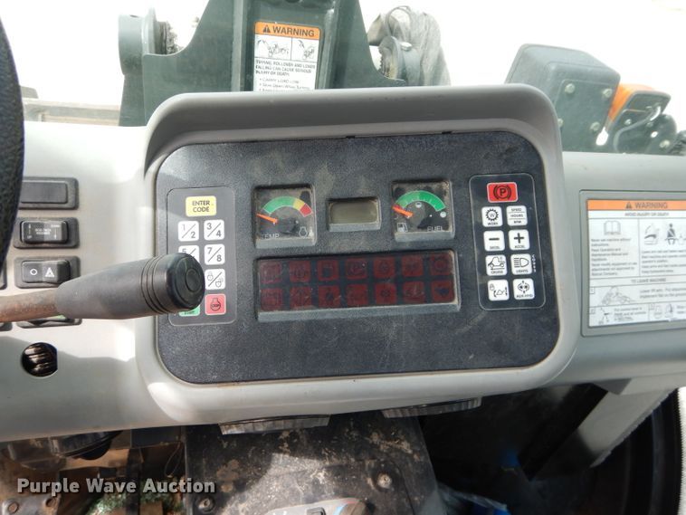 image for item DM4263 2012 Bobcat Toolcat 5600  utility vehicle