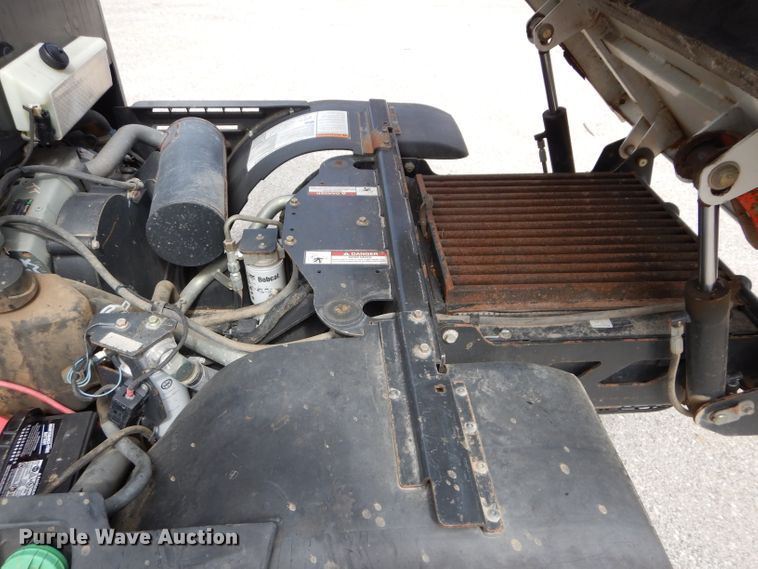 image for item DM4263 2012 Bobcat Toolcat 5600  utility vehicle