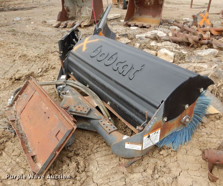 image for item DM4263 2012 Bobcat Toolcat 5600  utility vehicle