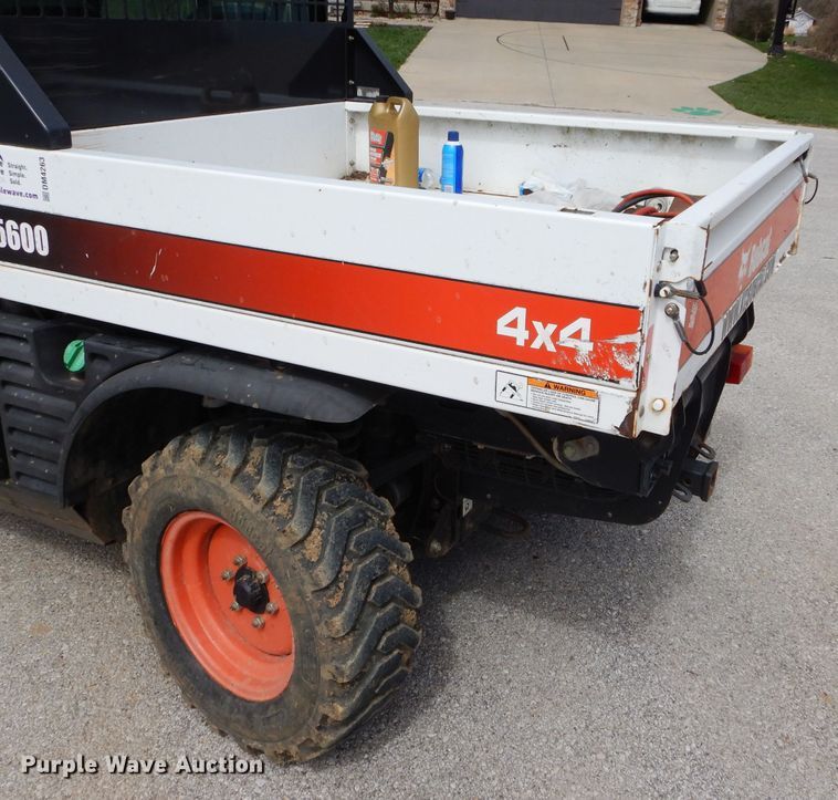 image for item DM4263 2012 Bobcat Toolcat 5600  utility vehicle